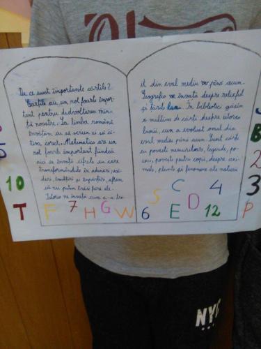 Activitate "Ziua educatiei - Cartea" la Scoala Stremt