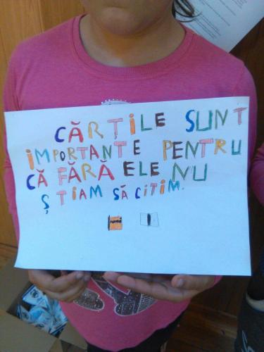 Activitate "Ziua educatiei - Cartea" la Scoala Stremt